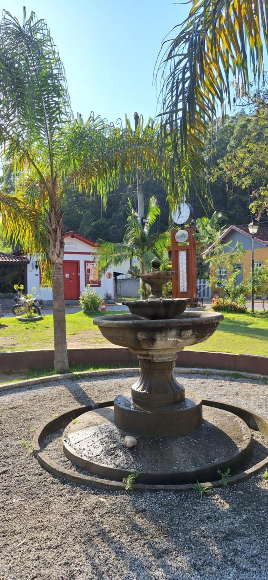 Chales Metanoia Sao Pedro da Serra  Bilik gambar
