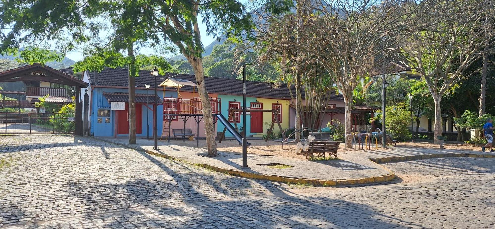 Chales Metanoia Sao Pedro da Serra  Bilik gambar