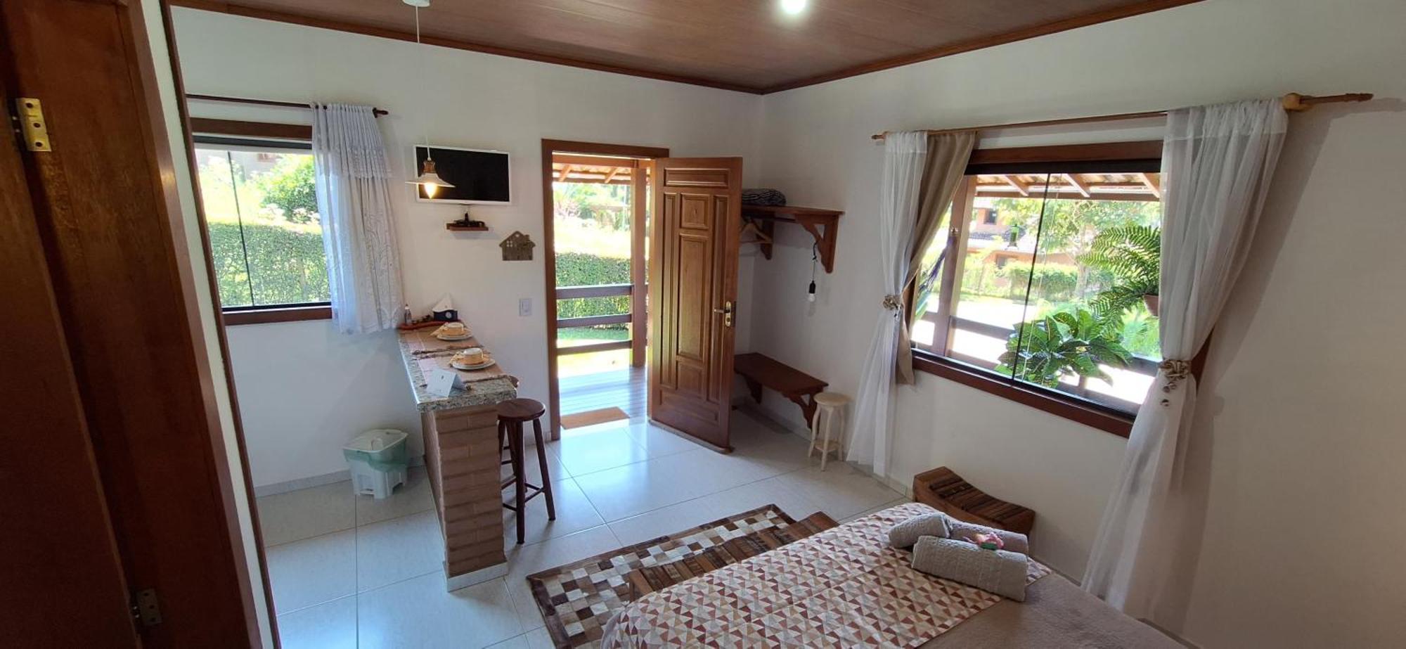 Chales Metanoia Sao Pedro da Serra  Bilik gambar