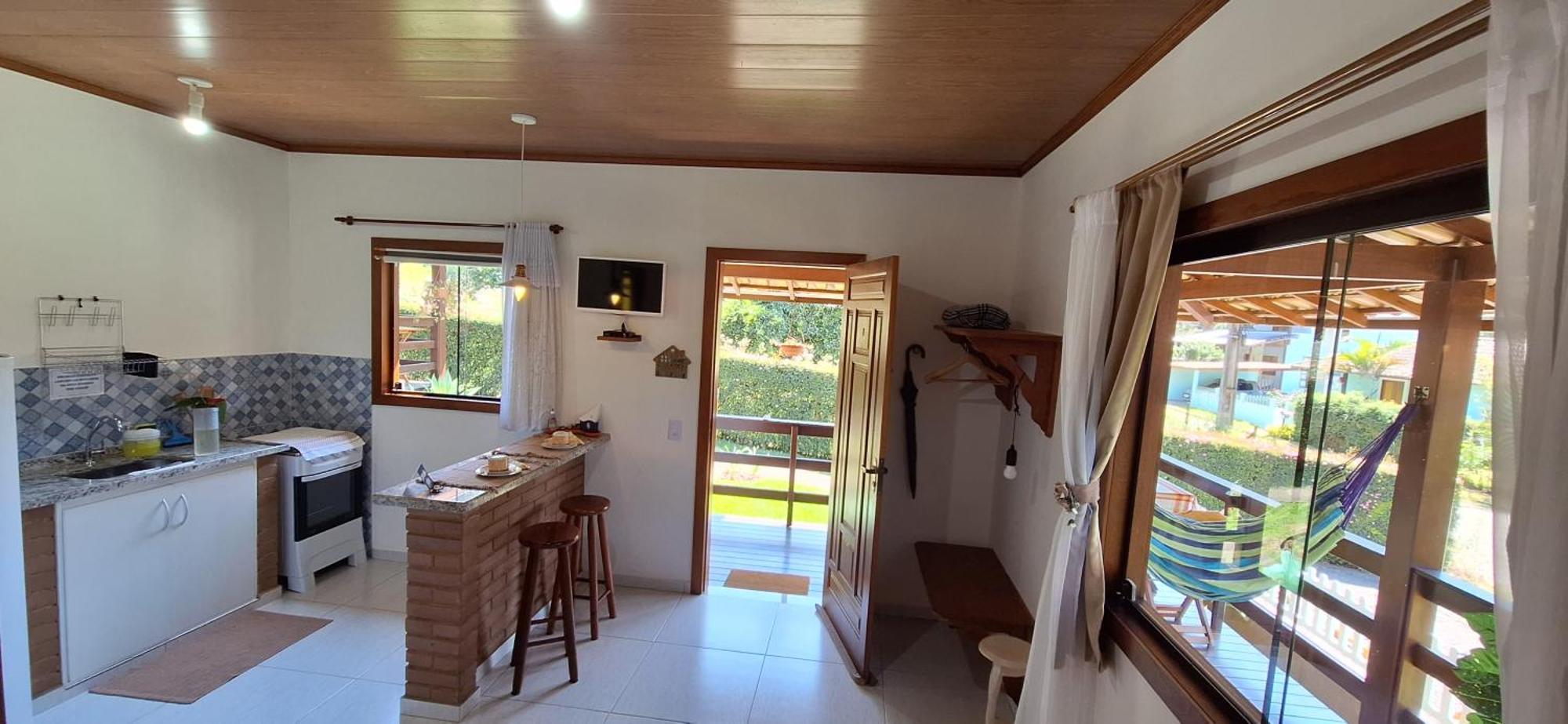 Chales Metanoia Sao Pedro da Serra  Bilik gambar